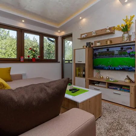 Apartamento & Djuric