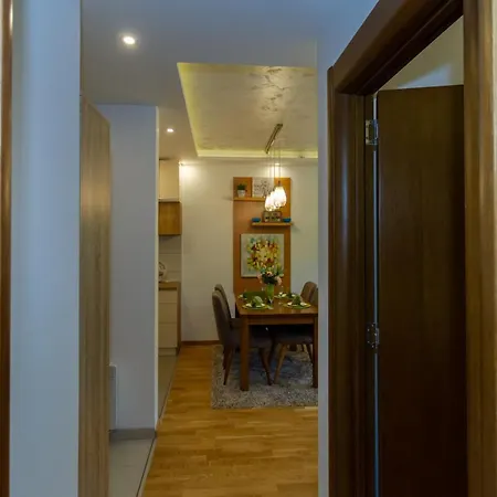 & Djuric Apartamento