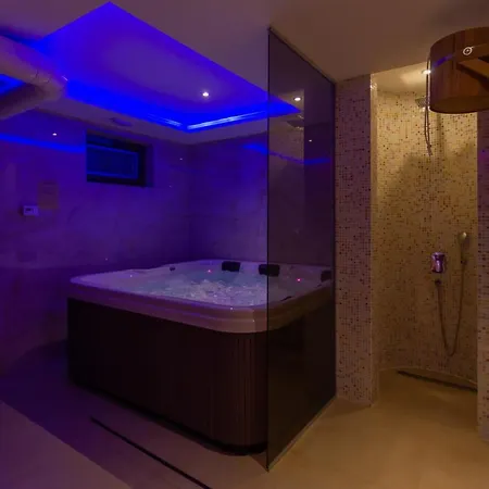 Apartament & Djuric *